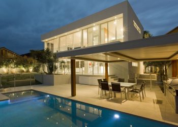 Por que optar por uma churrasqueira de embutir para seu projeto arquitetônico